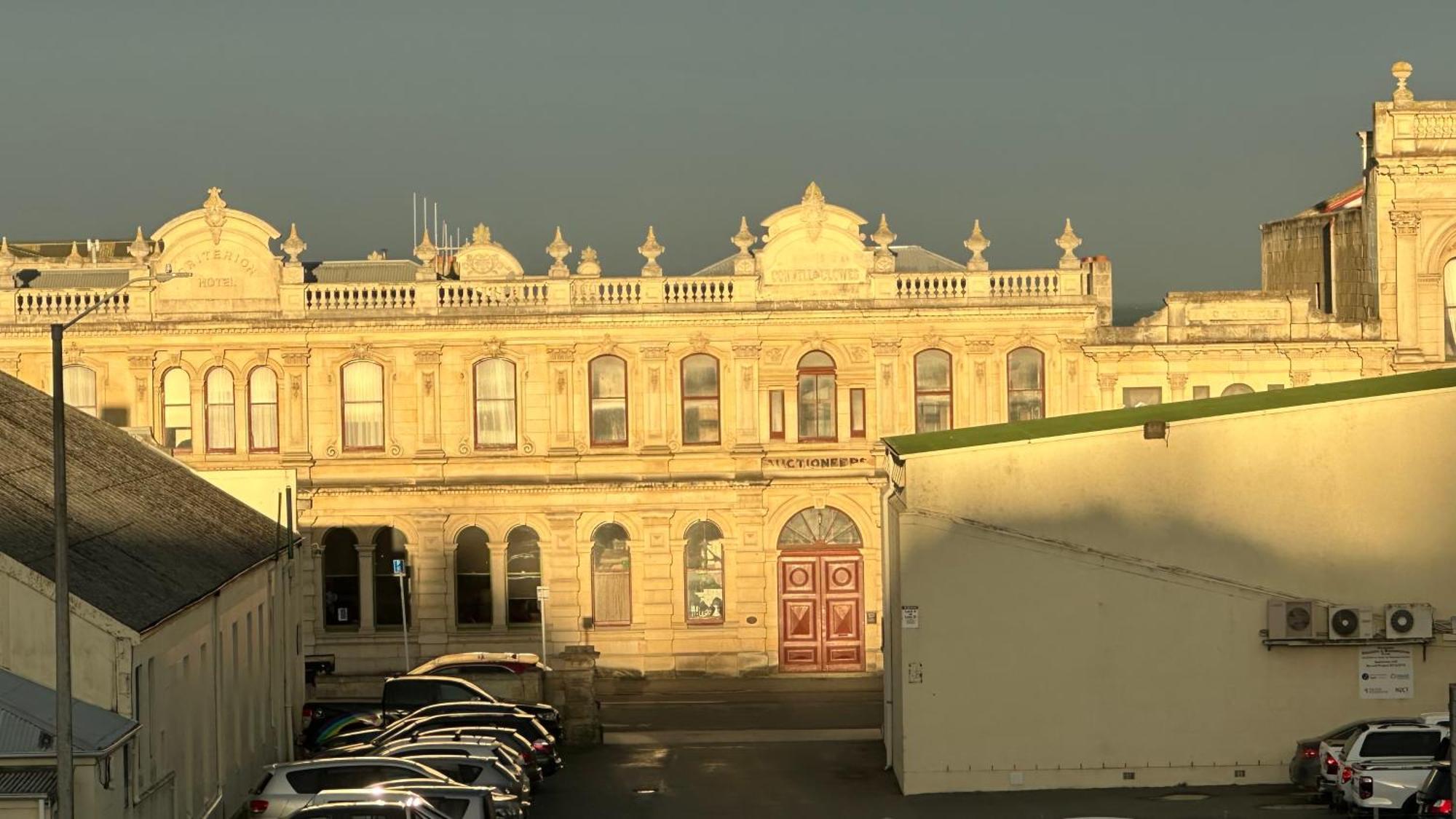 The Whitestone Oamaru Exterior foto